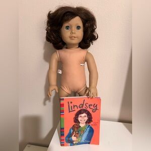 American Girl Pleasant Co Doll Lindsey Bergman 2006 With Book